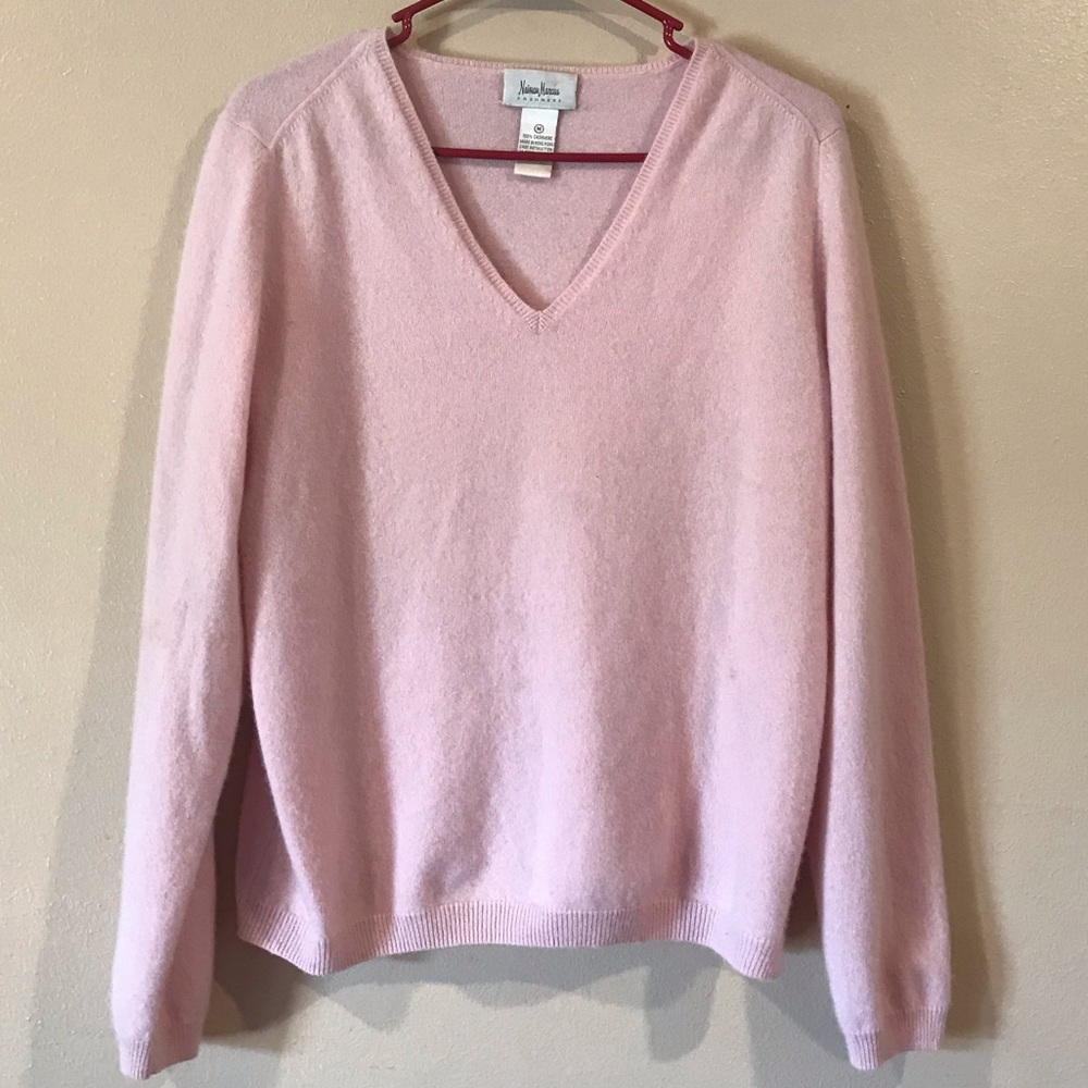 Neiman Marcus cashmere sweater